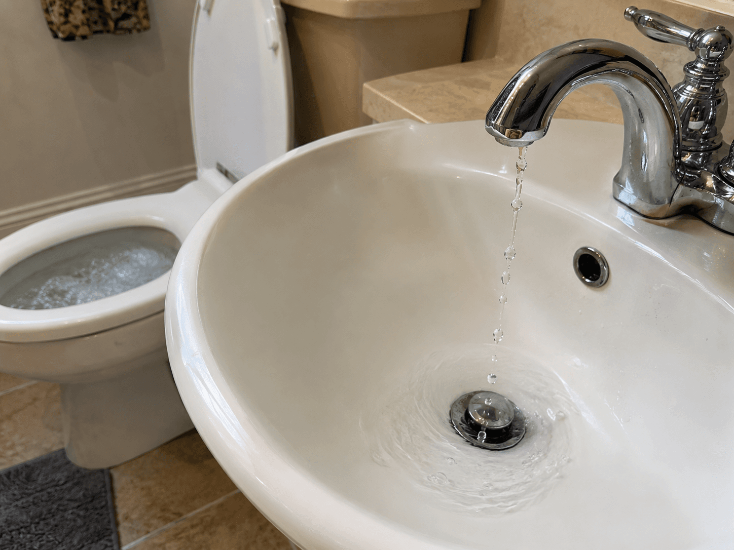 Water Leaks & Drainage — air conditioning in Marbella